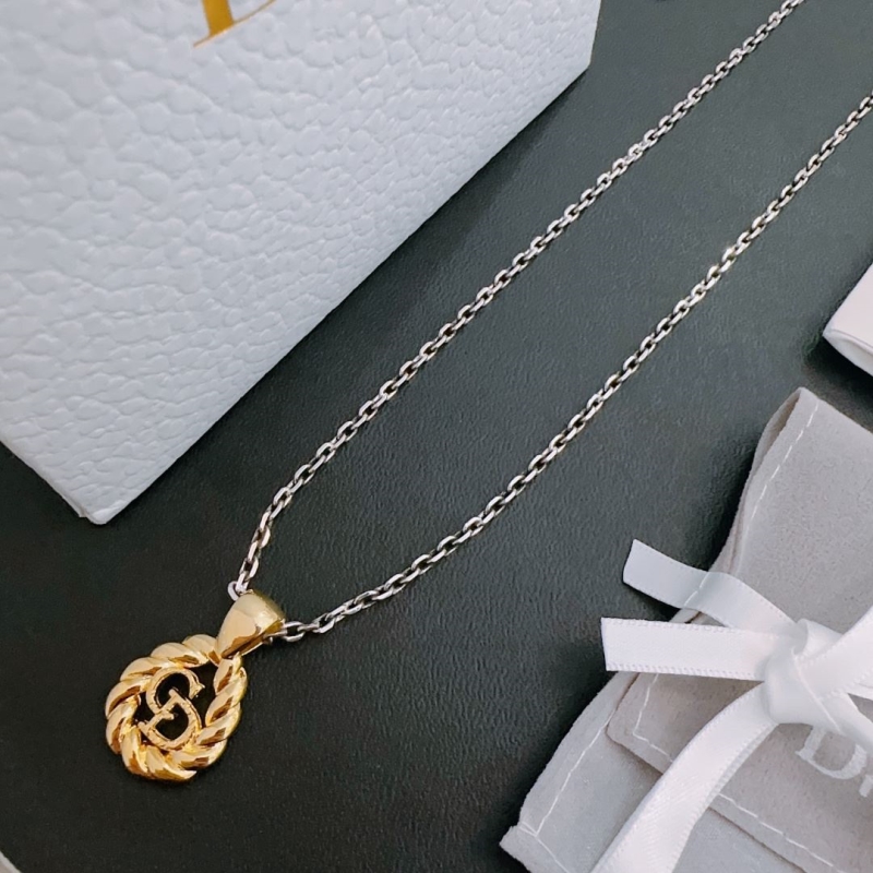 chr1st1an D10r necklaces